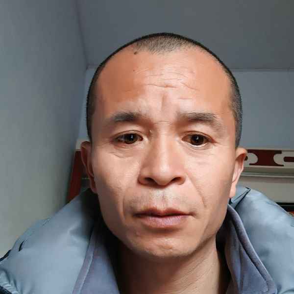 43岁岁河南单身帅哥 - 扬州吉缘网