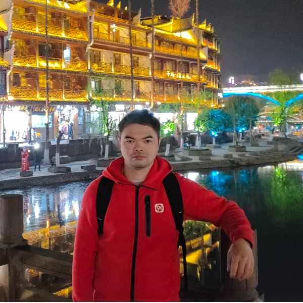 39岁岁广东单身帅哥 - 扬州吉缘网